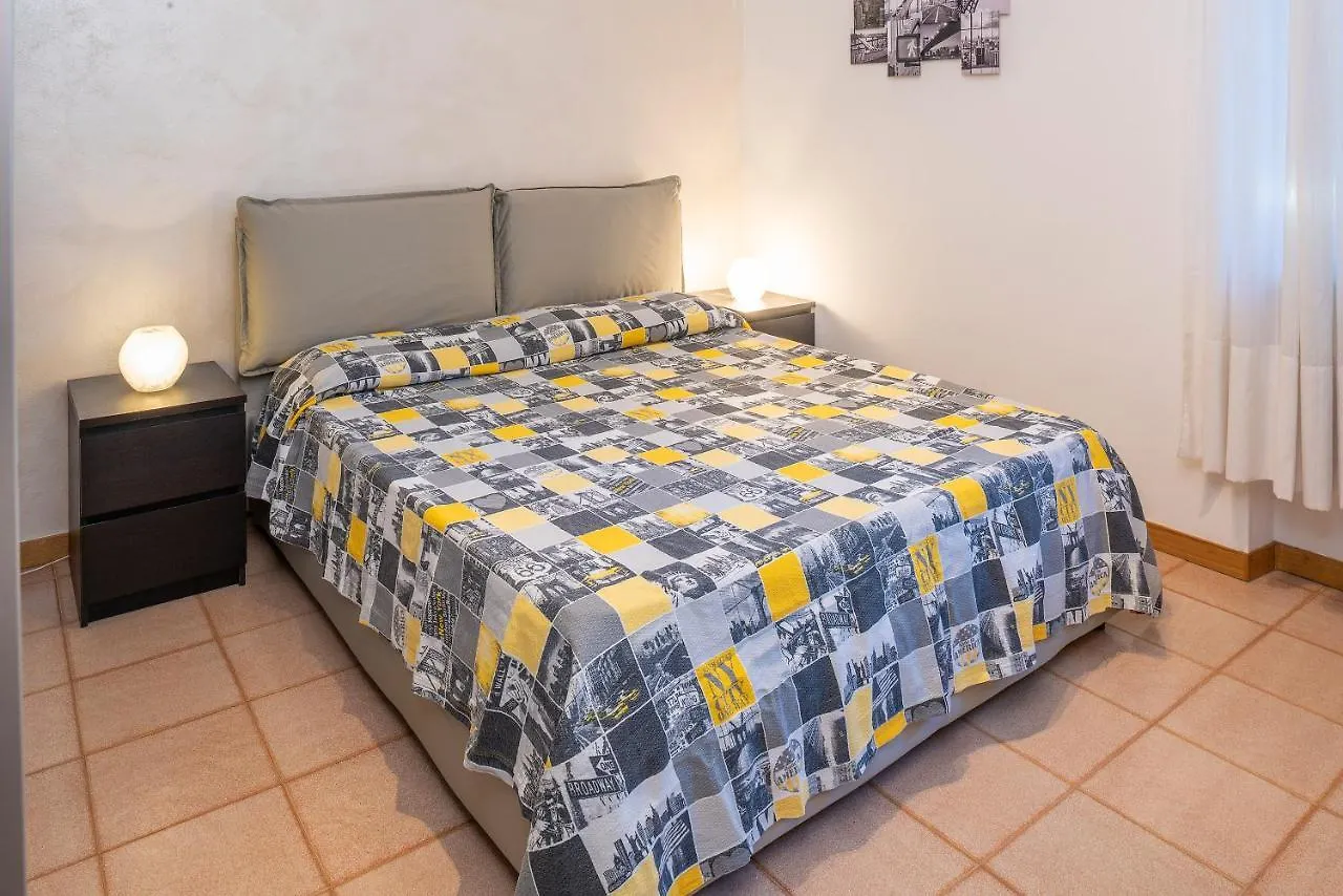Apartment Ferienwohnung Casa Davide Bardolino Italien